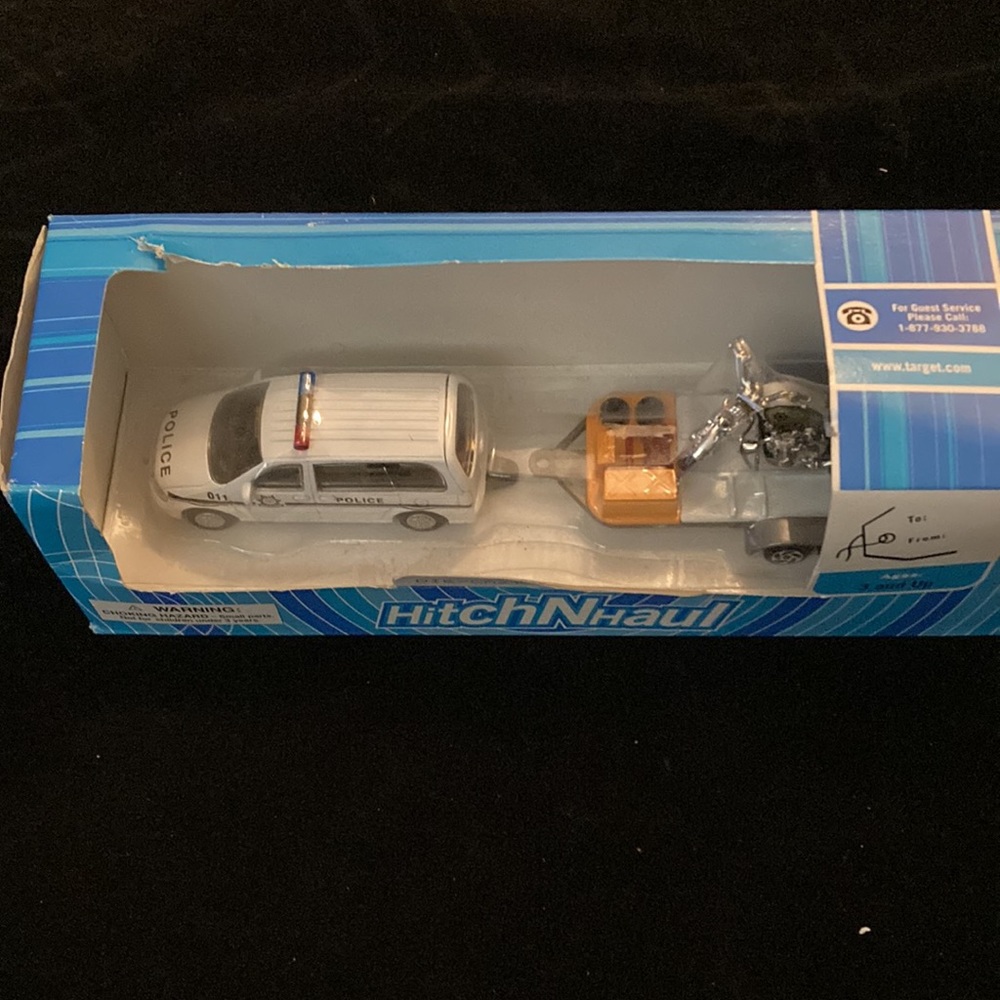 2002 HitchNHaul police van and police motorcycle die-cast trailer set